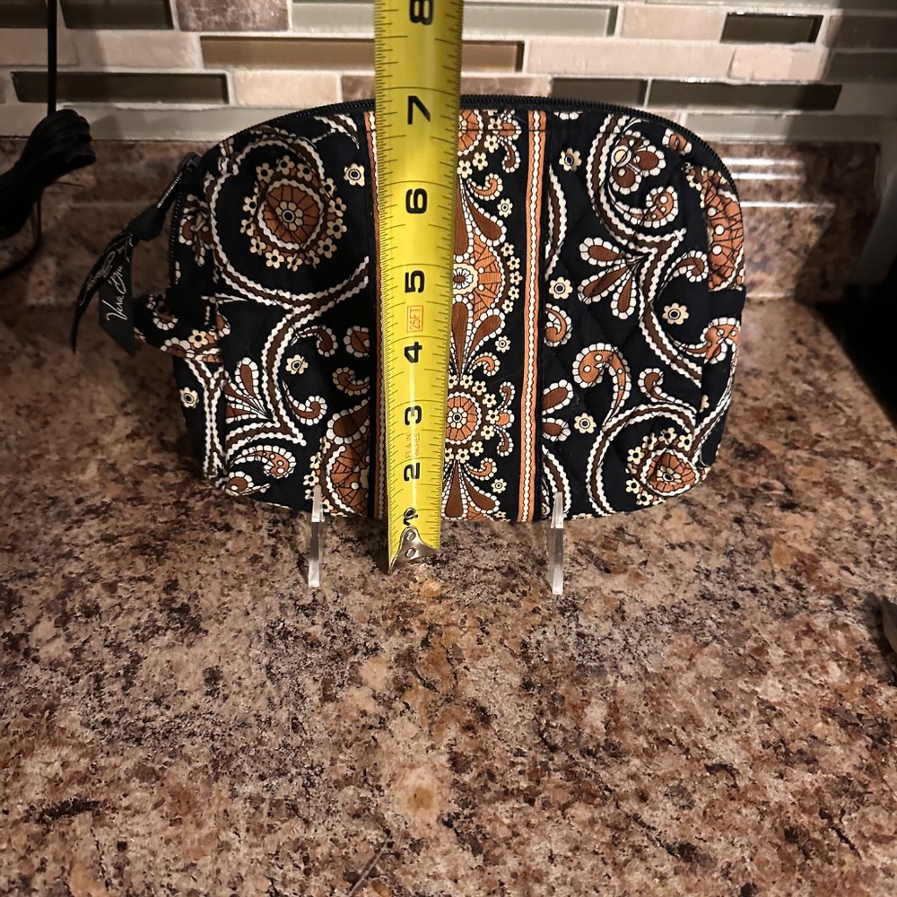 Vera Bradley RARE Zip Around Wallet Cosmetic Travel Bag Set Caffe Latte Quilted - Picture 4 of 9